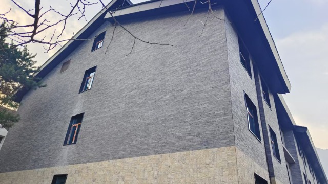 北京百花山景区选用锦埴软瓷做为外饰面材料